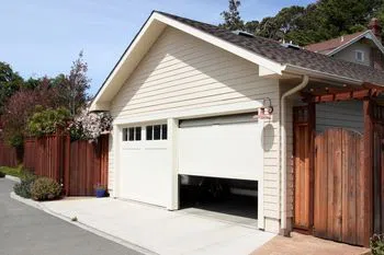 Golden Garage Door Service Littleton, CO 303-997-1479 - abt-cont-gr-18m